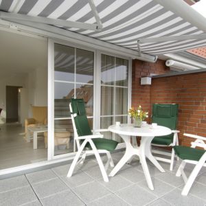 Balkon mit Markise
